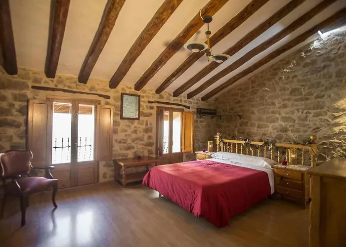 Alojamento de Turismo Rural La ,terra Alta, Matarrana. *